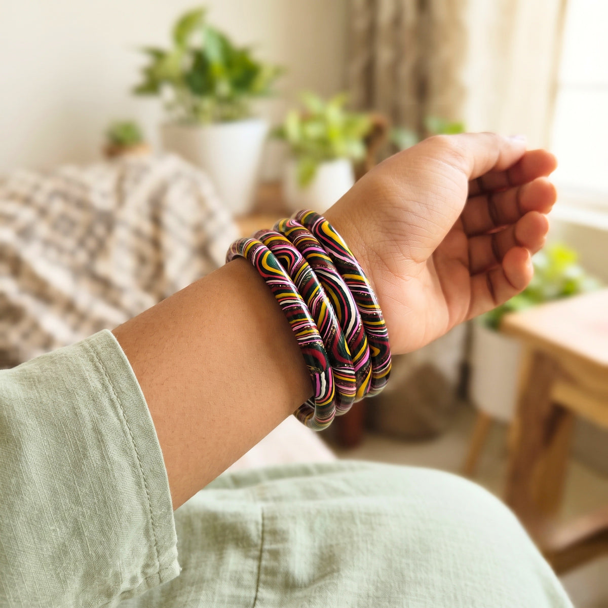 Anjali (Set Of 4 Lac Bangles)