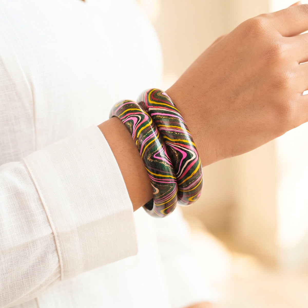 Bulbul (Set Of 2 Lac Bangles)
