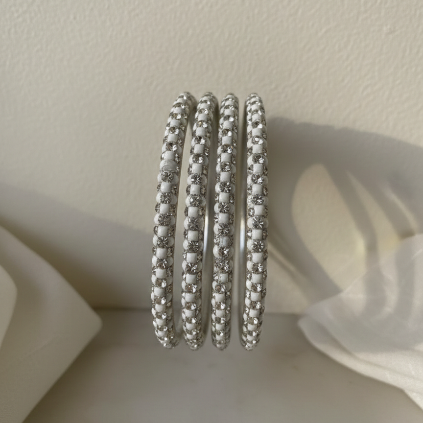 Gangu (Set of 4 Lac Bangles)